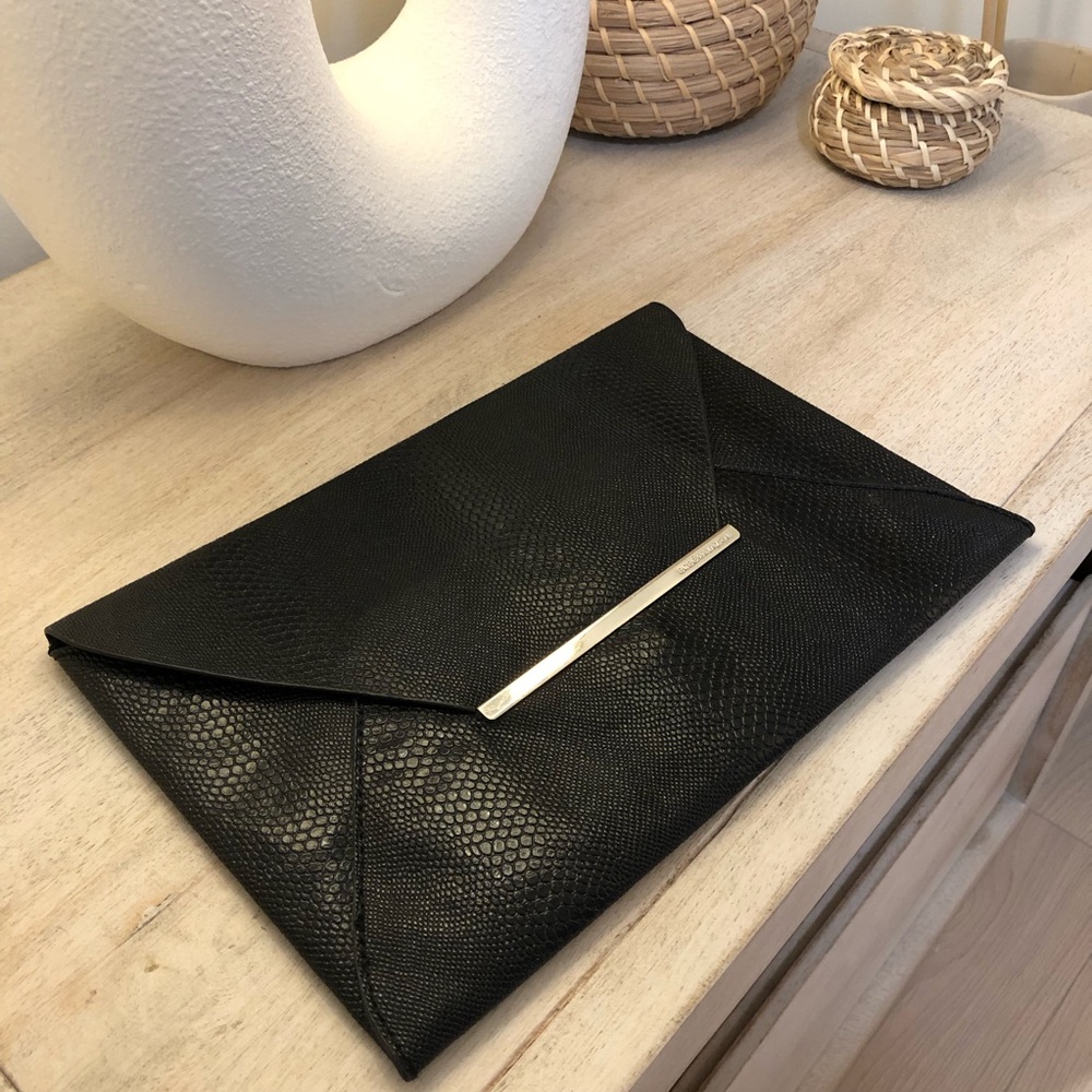 Envelope clutch